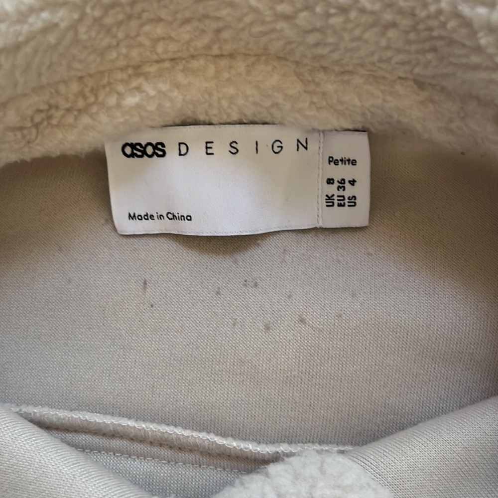 ASOS Shacket - Picture 3 of 5